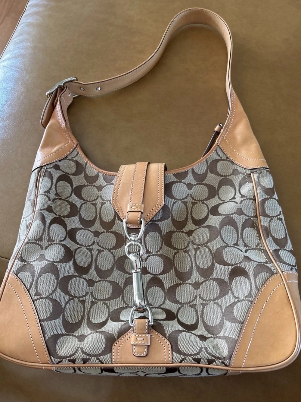 Coach Signature Hobo Purse E05K-8K03 Vintage Shoulder Tote - Picture 1 of 15